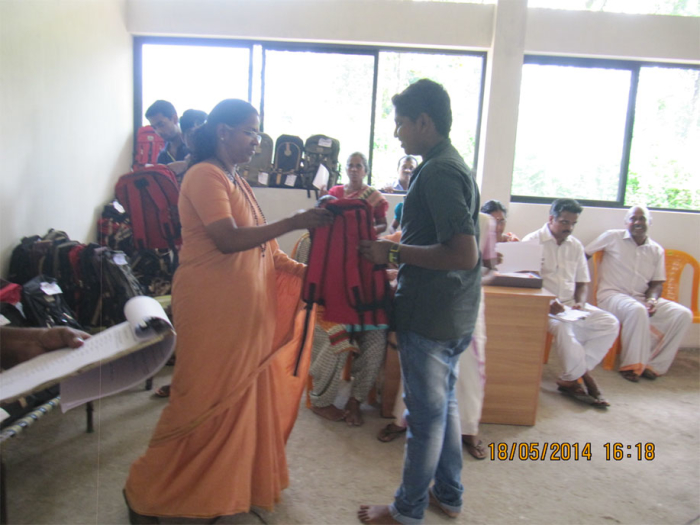 given bags and books to the children by Swamini Snehanandamayi Theerthapada